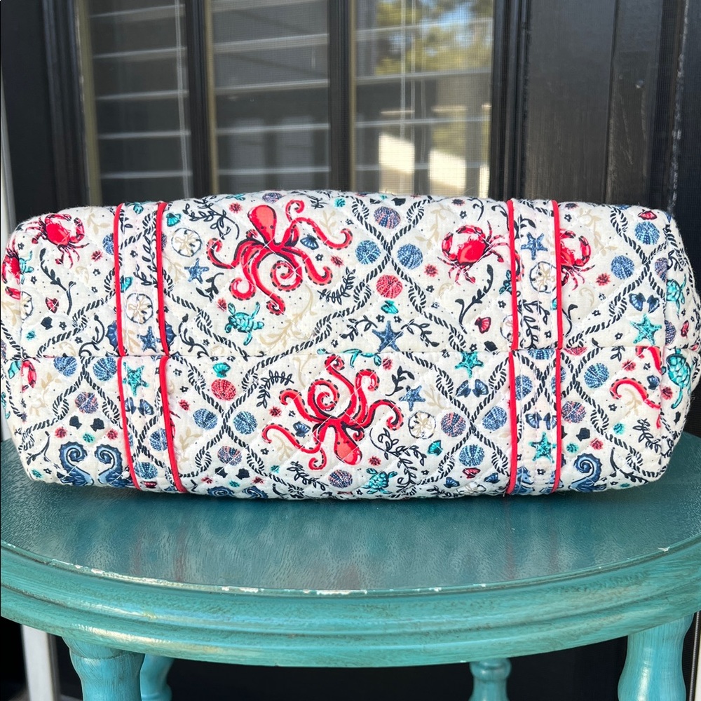 Vera Bradley Small Vera Tote in Sea Life - Picture 3 of 6